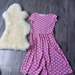 Boden Pink and White Floral-Pattern Short Sleeve Dress